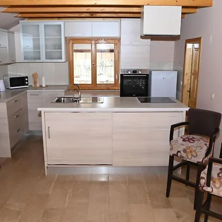 Appartement Ella Tvrdos